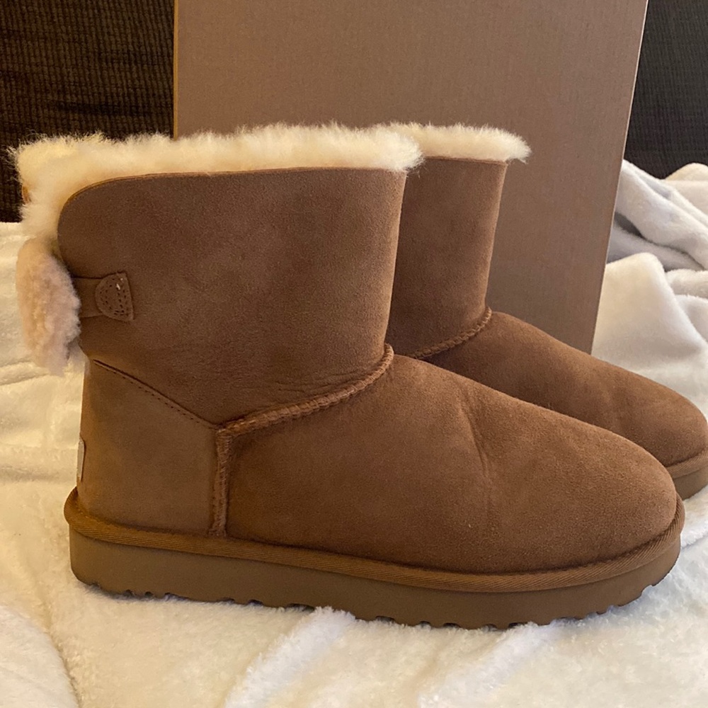 UGG short boots